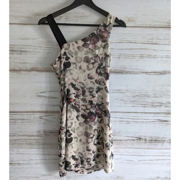 Kensie Ruched Watercolor Print Ruffle Dress sz 2 - Picture 5 of 5